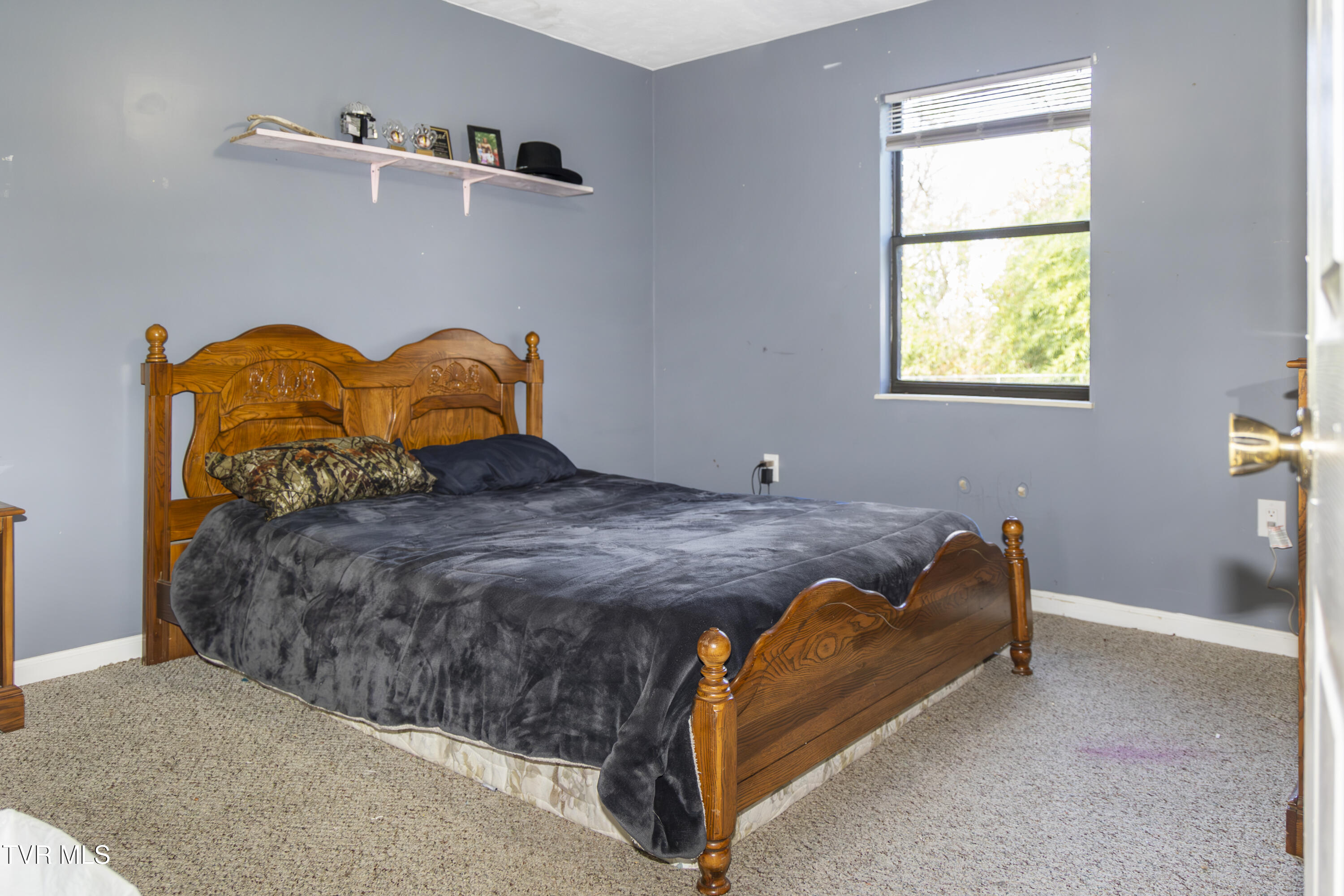 1046 Valley View Circle, Sevierville, Tennessee image 4