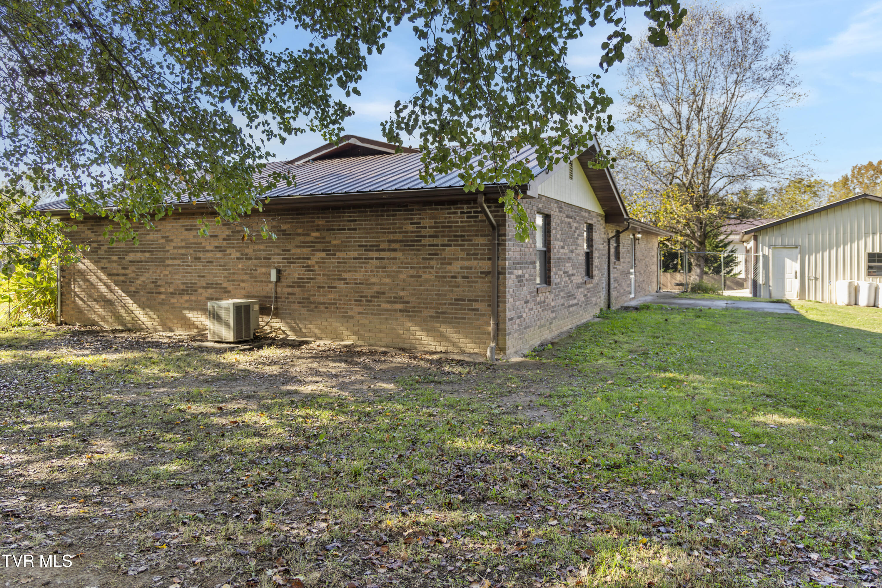 1046 Valley View Circle, Sevierville, Tennessee image 8