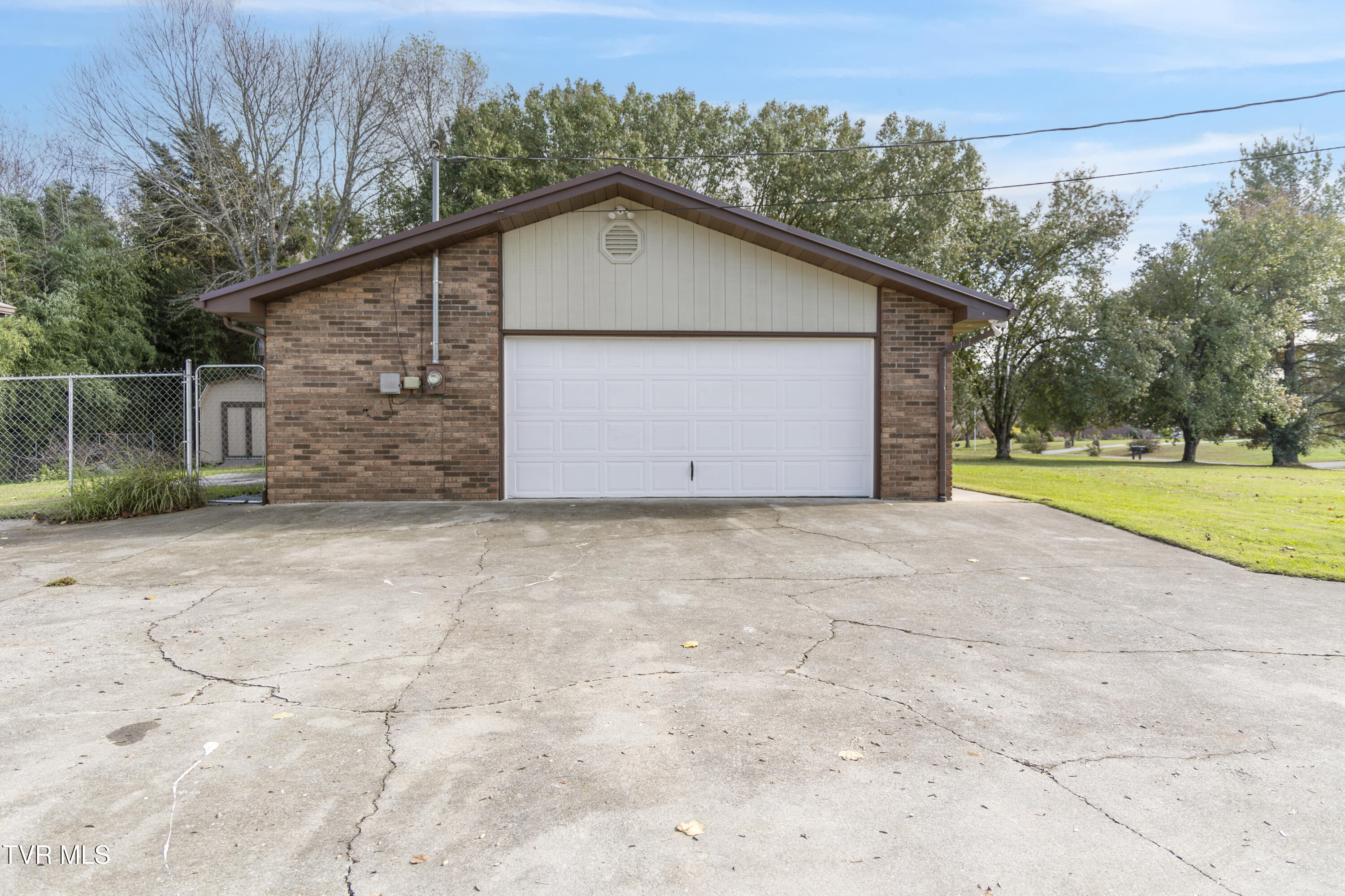 1046 Valley View Circle, Sevierville, Tennessee image 6