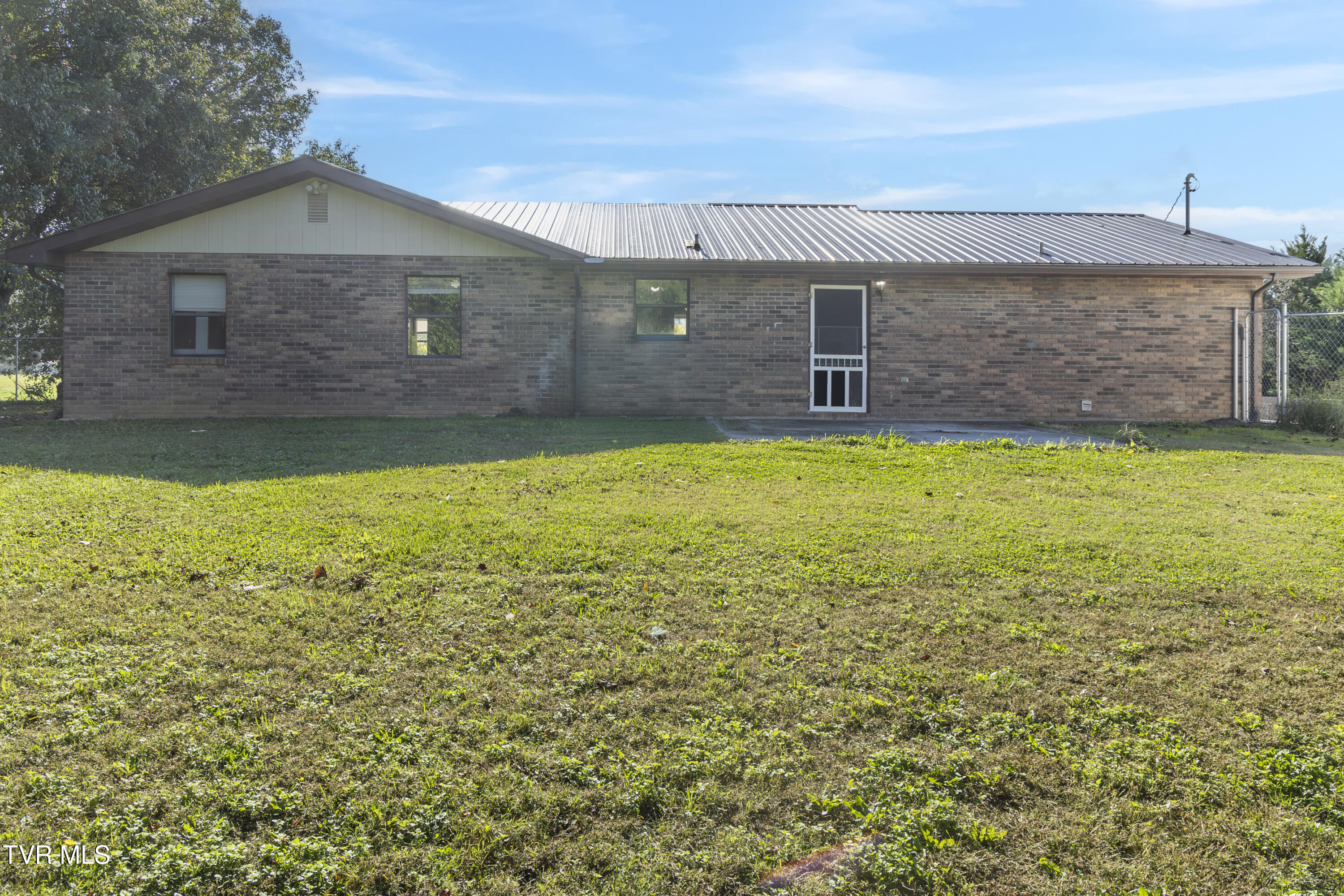 1046 Valley View Circle, Sevierville, Tennessee image 9