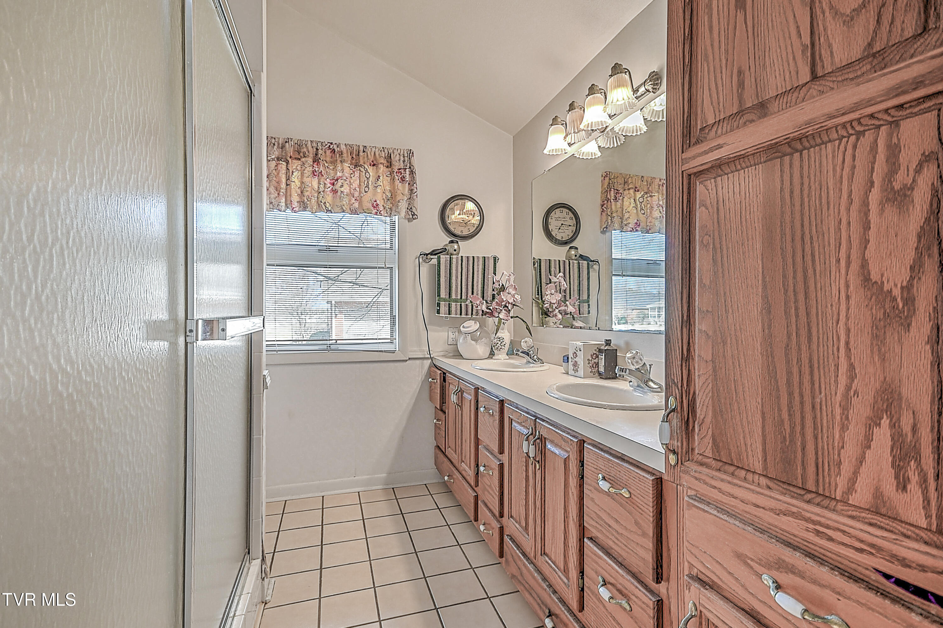 310 Par Lane, Greeneville, Tennessee image 30