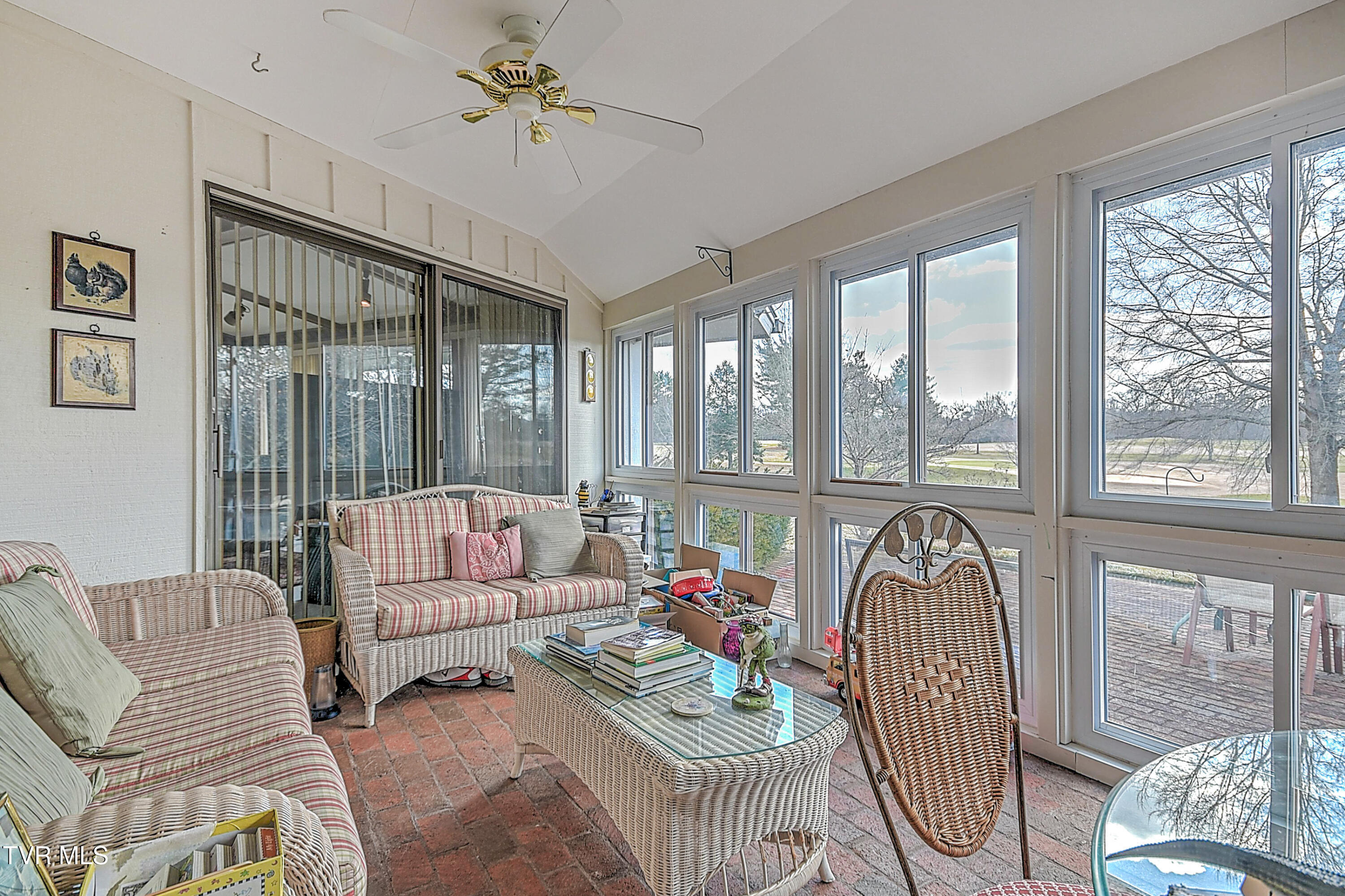 310 Par Lane, Greeneville, Tennessee image 17