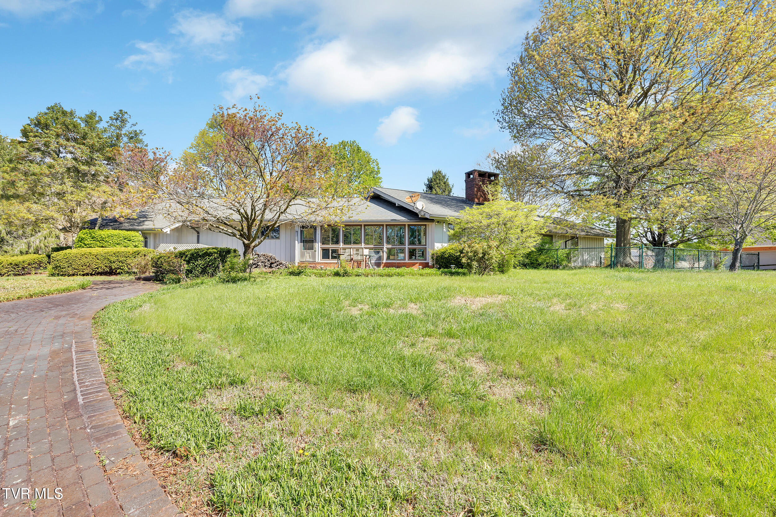 310 Par Lane, Greeneville, Tennessee image 41
