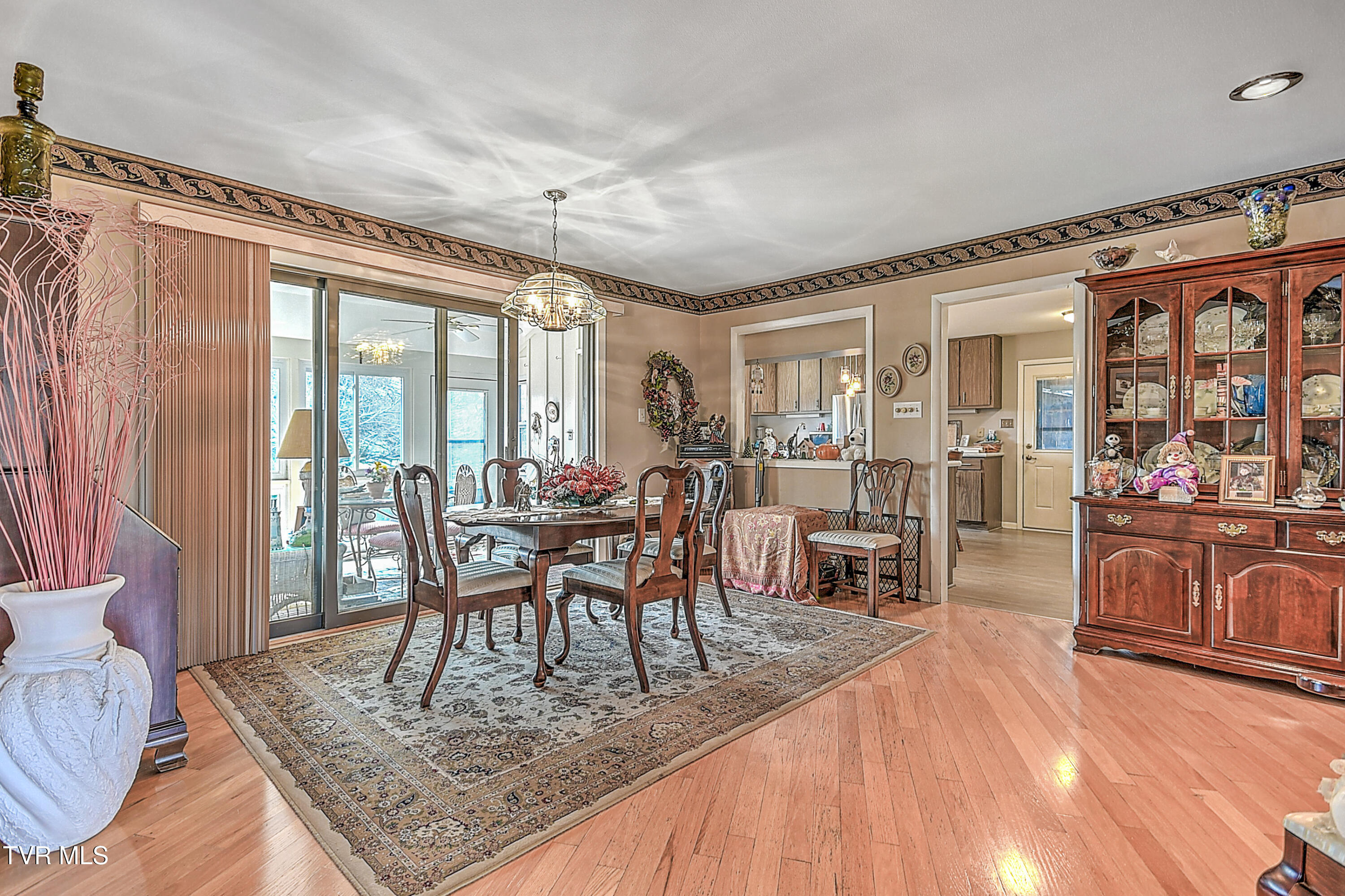 310 Par Lane, Greeneville, Tennessee image 13