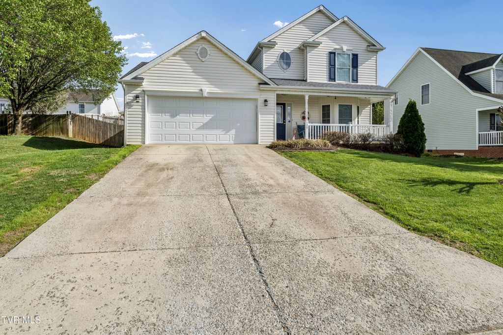 Photo of 129 Violet Lane, Bluff City, TN 37618 (MLS # 9995769)
