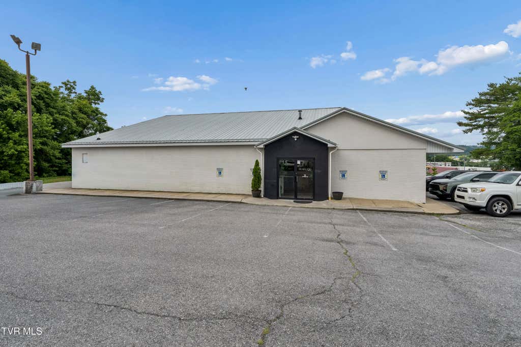 Photo of 200 High Point Drive, Johnson City, TN 37601 (MLS # 9996688)