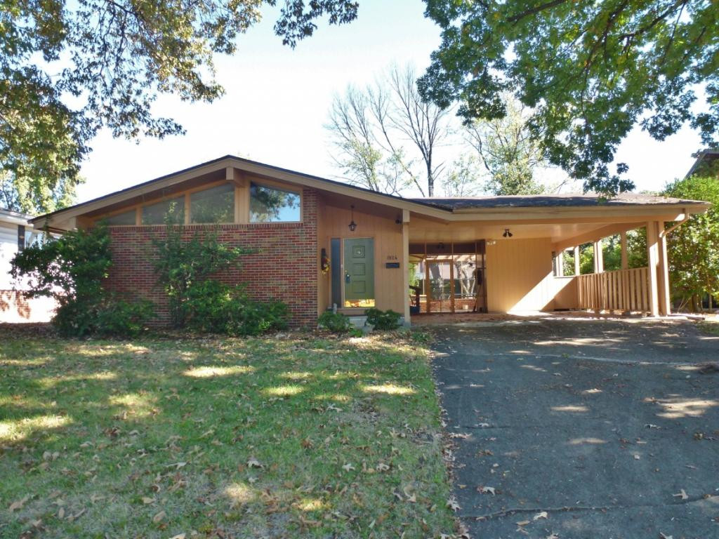 Photo 1 of 26 — 1824 Hermitage Drive, Kingsport, TN 37664