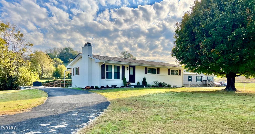 Photo of 2713 Highway 81, Jonesborough, TN 37659 (MLS # 9987515)