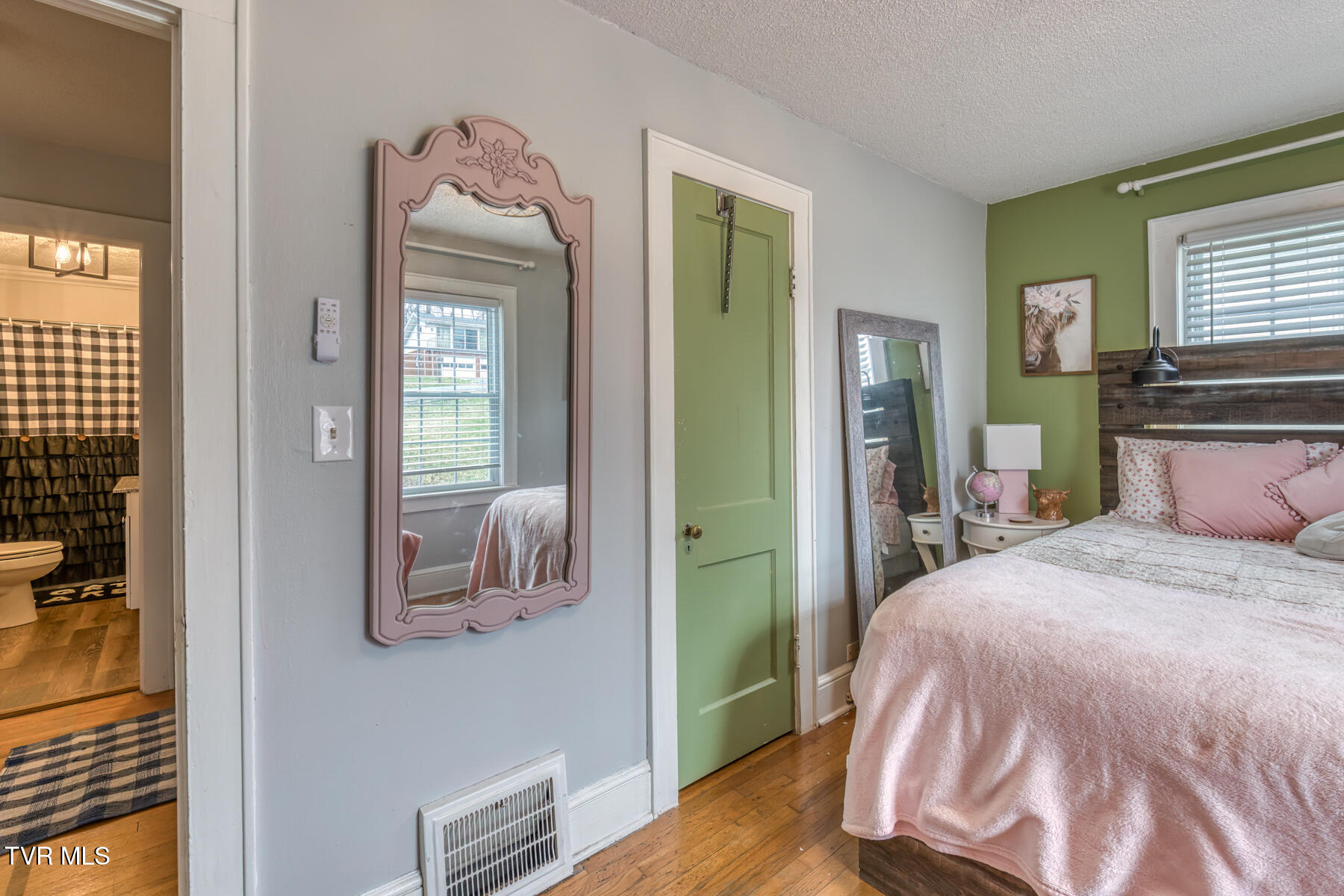 526 Division Street, Elizabethton, Tennessee image 14