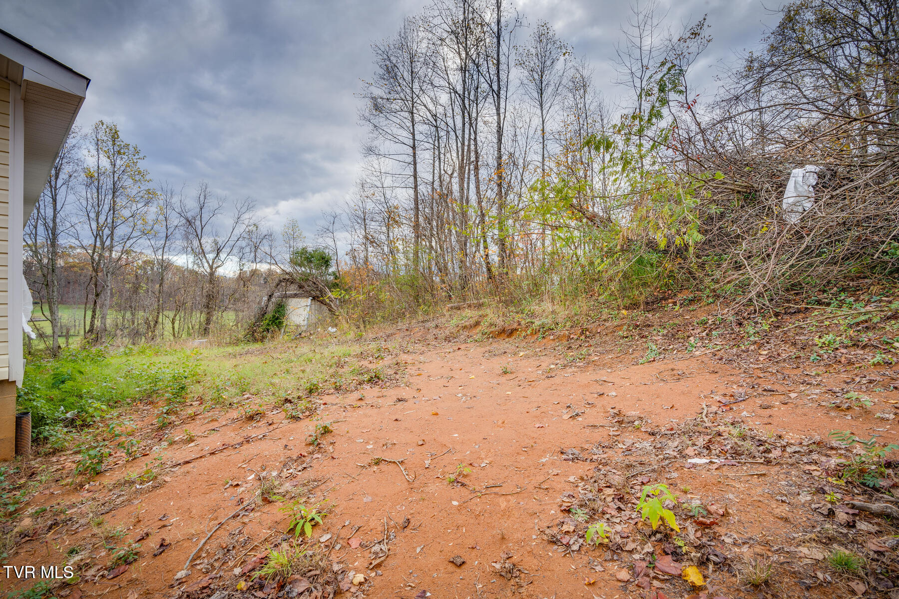 2437 Carters Valley Road, Surgoinsville, Tennessee image 22