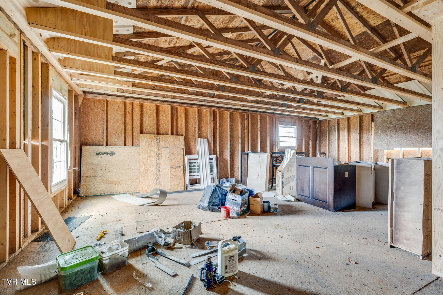 2437 Carters Valley Road, Surgoinsville, Tennessee image 6