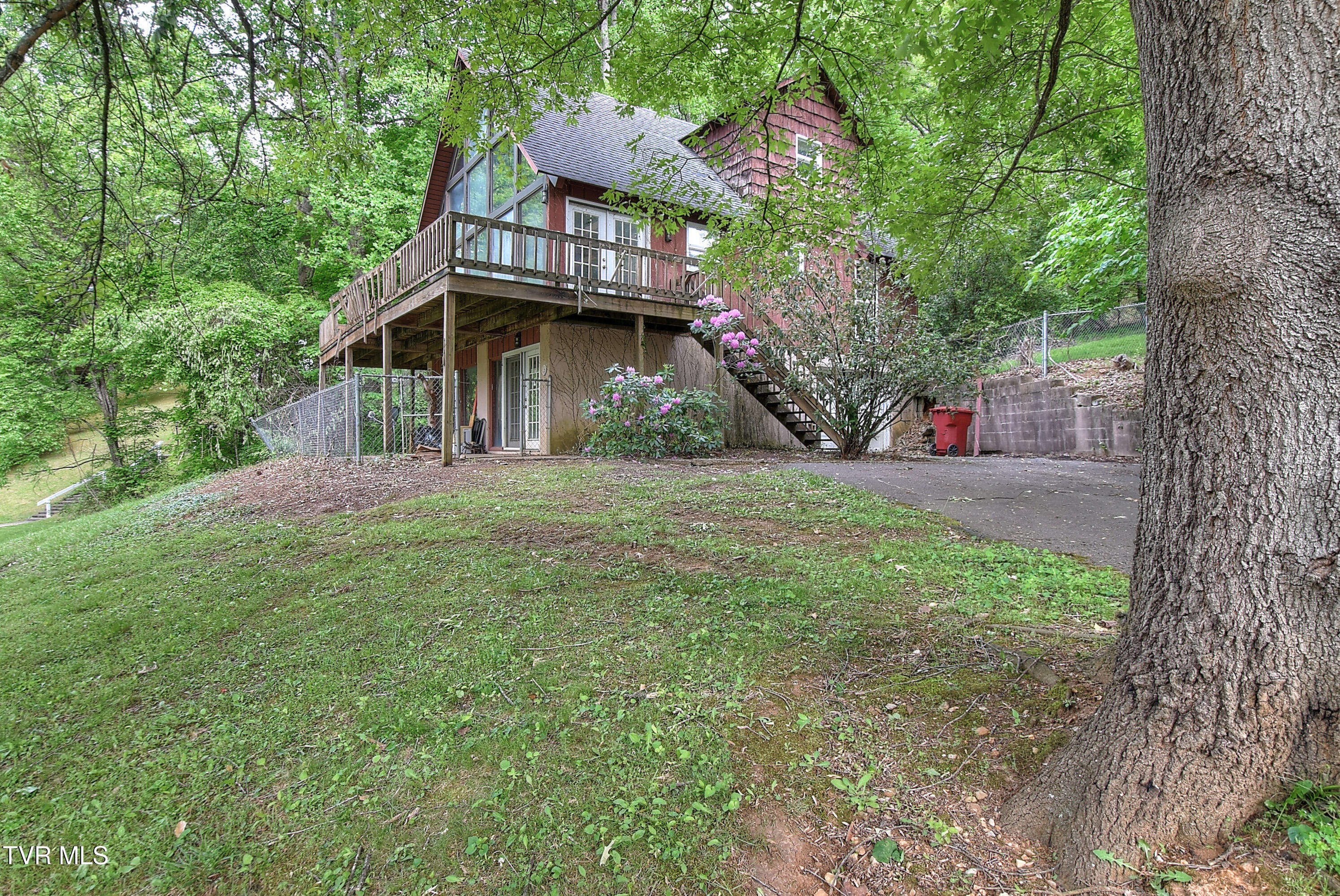 6 Bingham Court Ct, Johnson City, Tennessee image 1