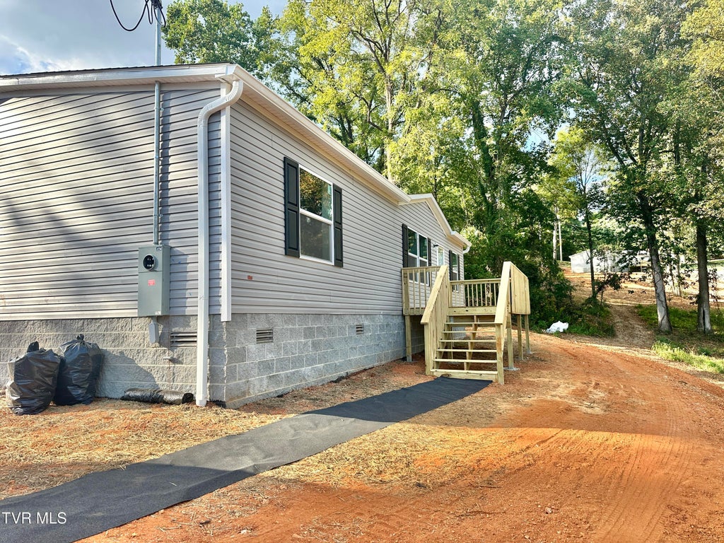 Photo of 552 Kincaid Street, Kingsport, TN 37660 (MLS # 10000930)