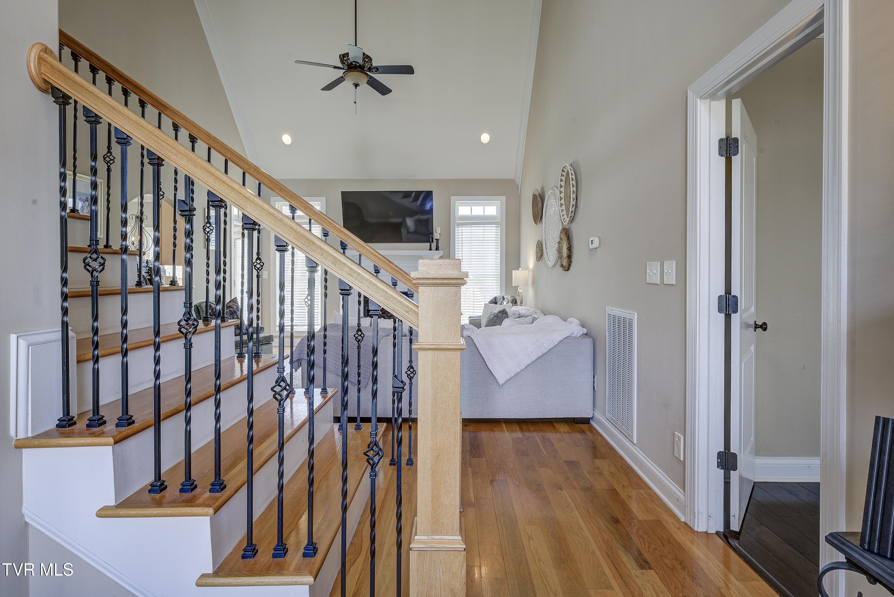 2909 Greenline Road, Johnson City, Tennessee image 5