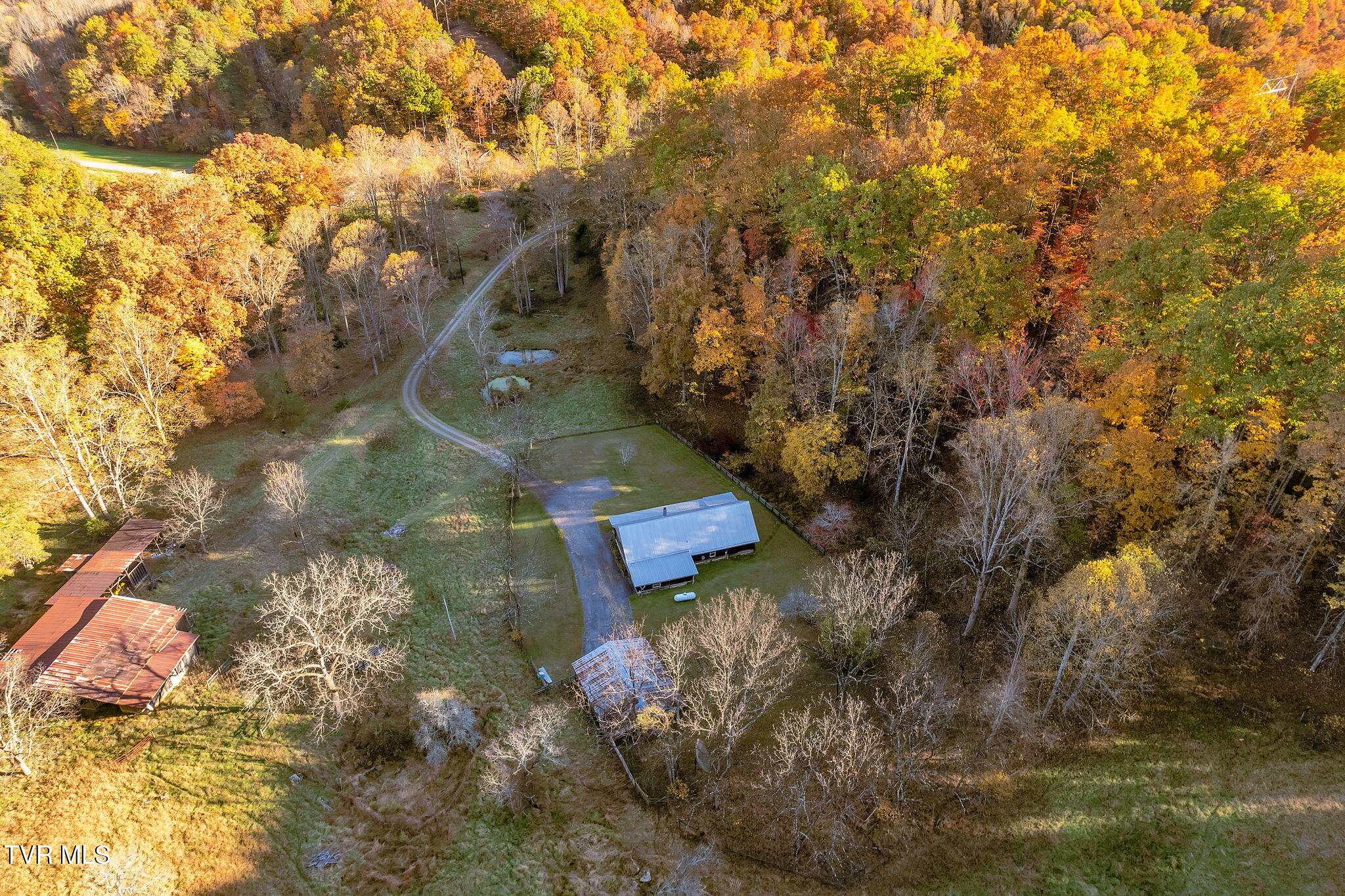 437 Still House Hollow Road, Saltville, Virginia image 16
