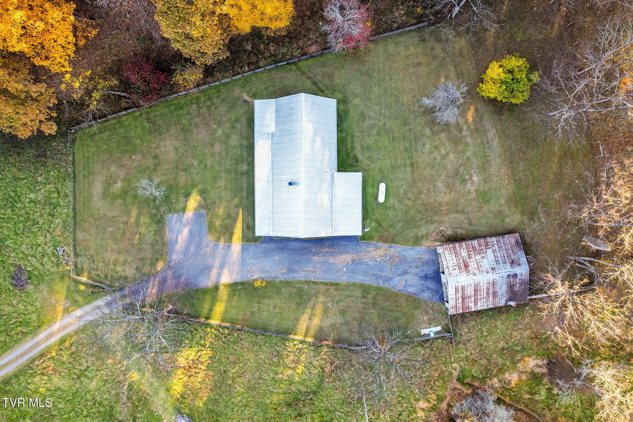 437 Still House Hollow Road, Saltville, Virginia image 17