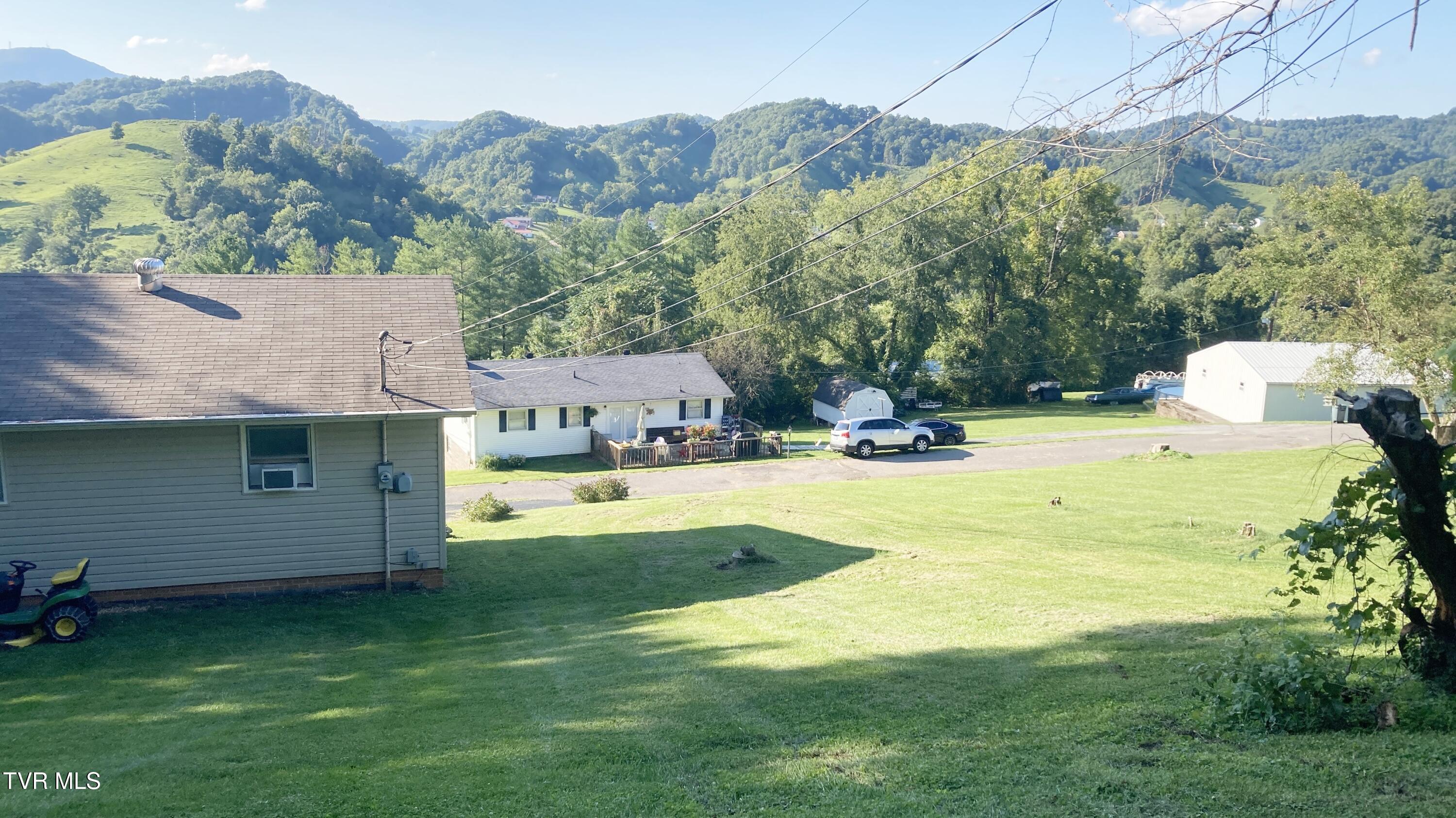 121 Hillside Drive, Honaker, Virginia image 5