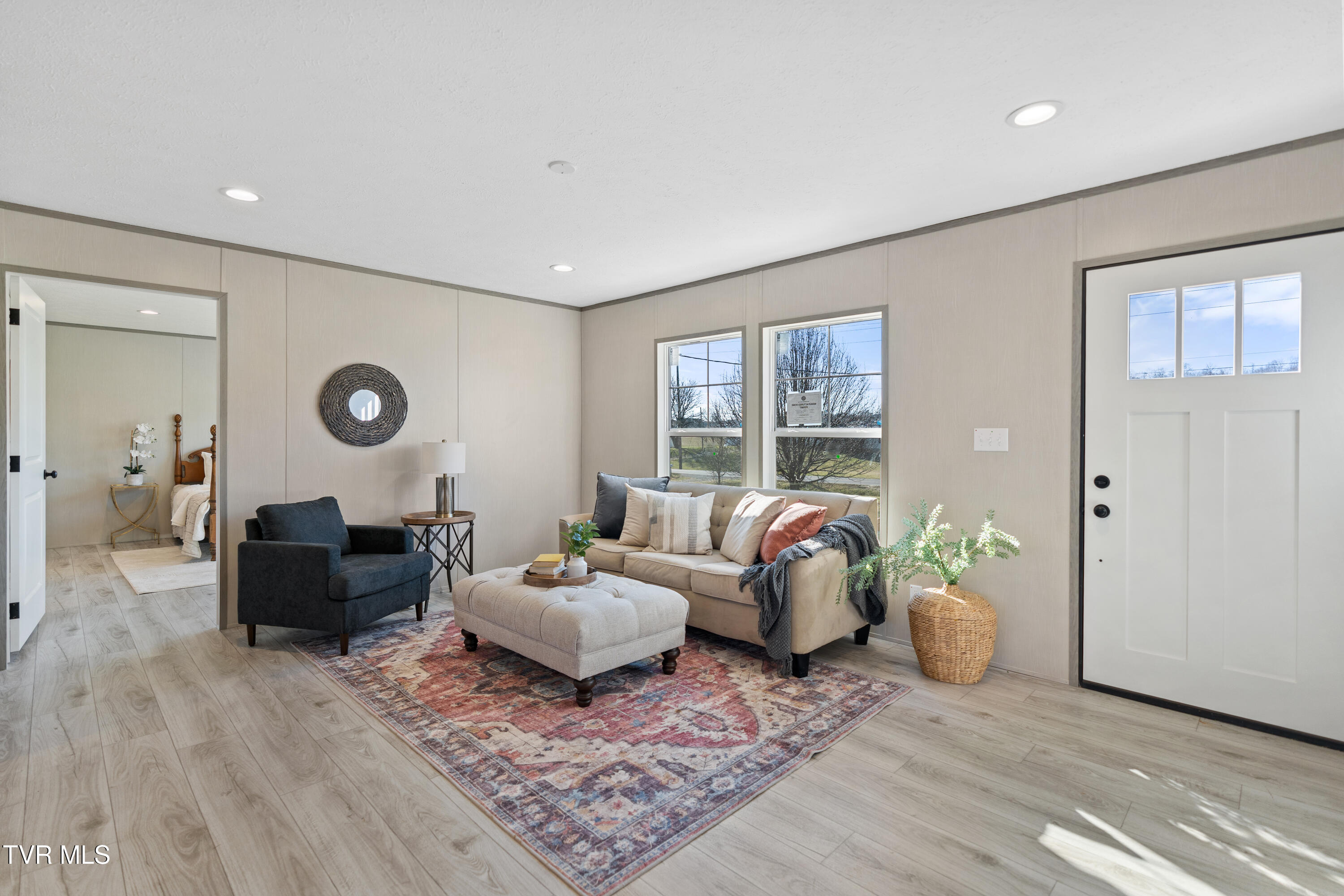 8000 Snapps Ferry Road