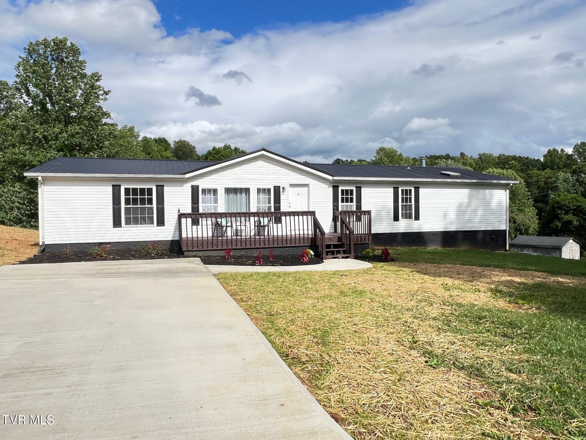 166 Hallborough Drive, Jonesborough, Tennessee image 2
