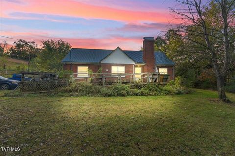 Photo of 99 Thistle Cove, Greeneville, TN 37745 (MLS # 9987417)