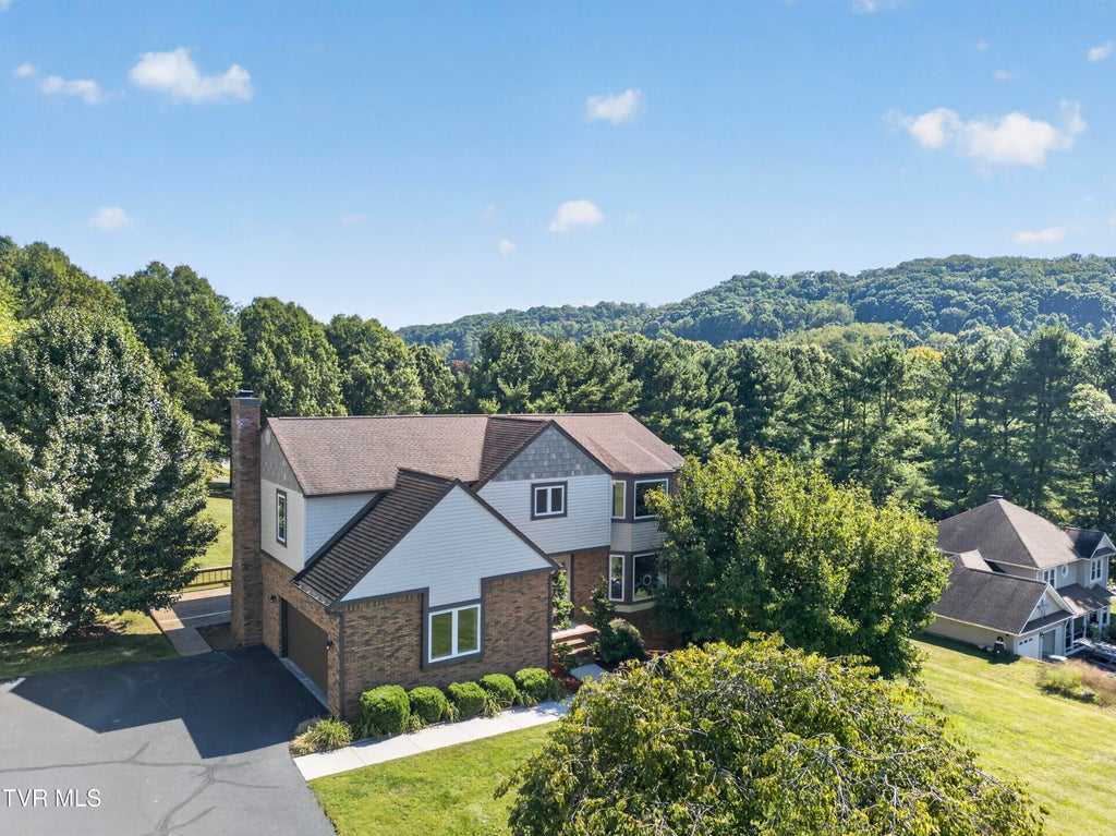 Photo of 19365 Triple Crown Drive, Abingdon, VA 24211 (MLS # 10001698)