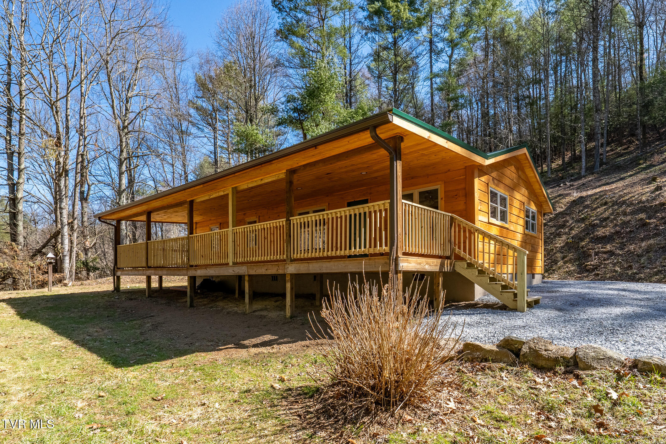 307 Piney Grove Road, Hampton, Tennessee image 1