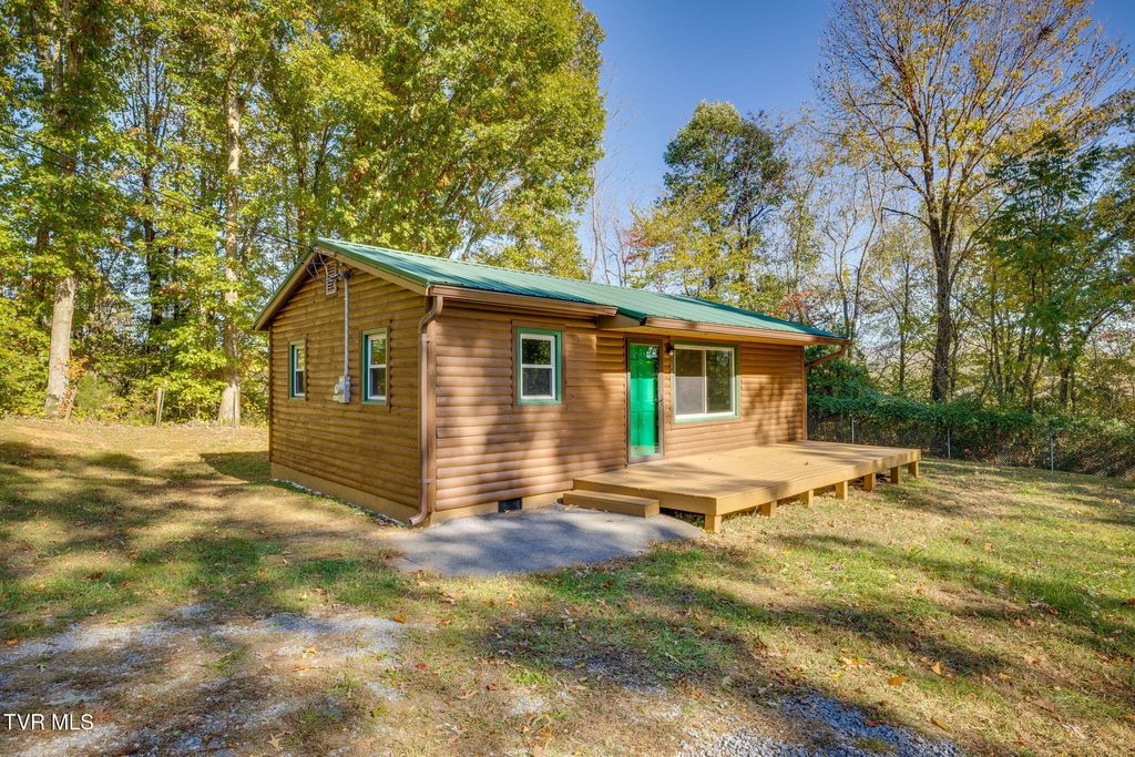 Photo of 116 Blevins Lane, Johnson City, TN 37604 (MLS # 9987470)