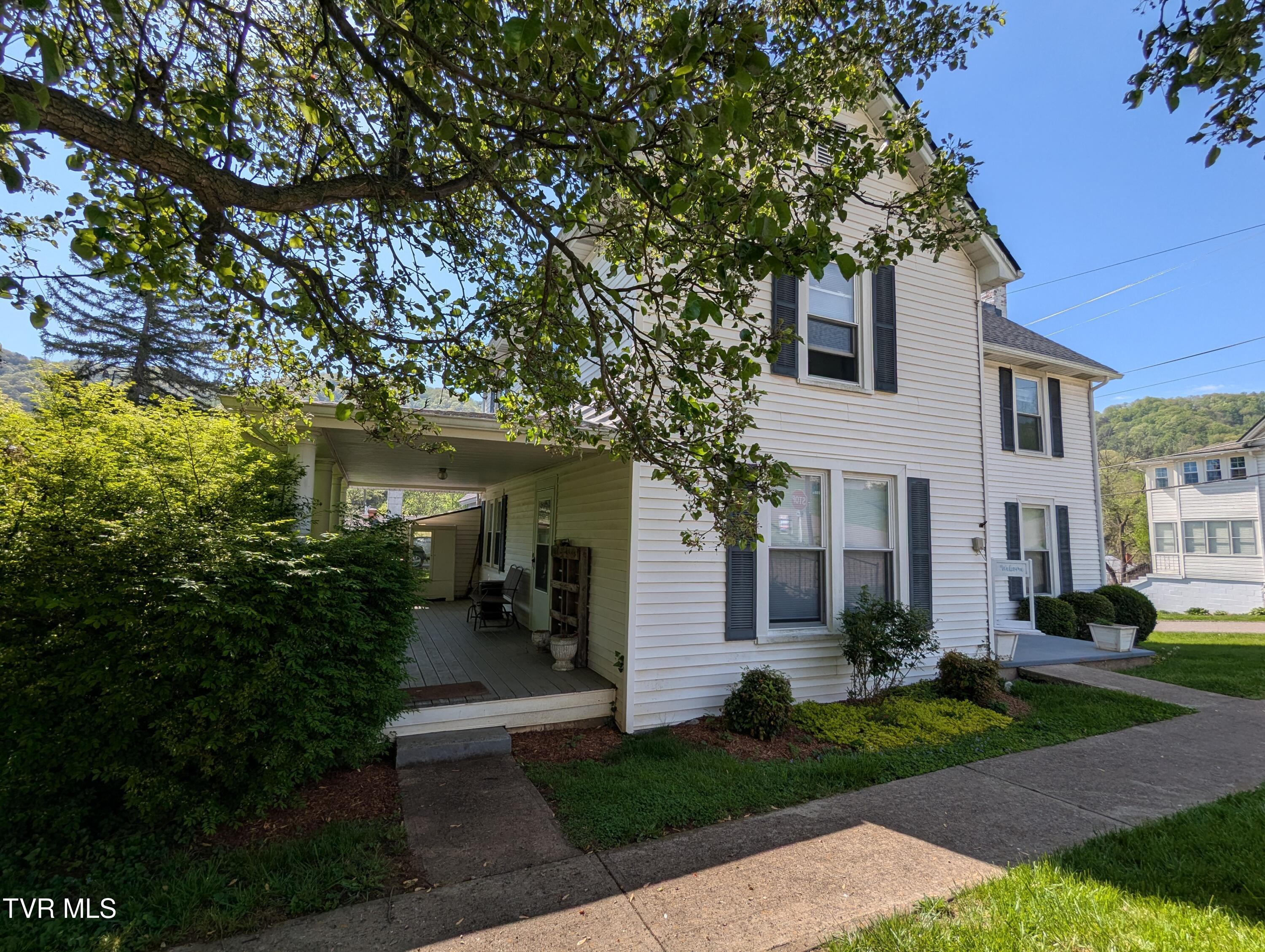 209 Cypress Street, Gate City, Virginia image 1