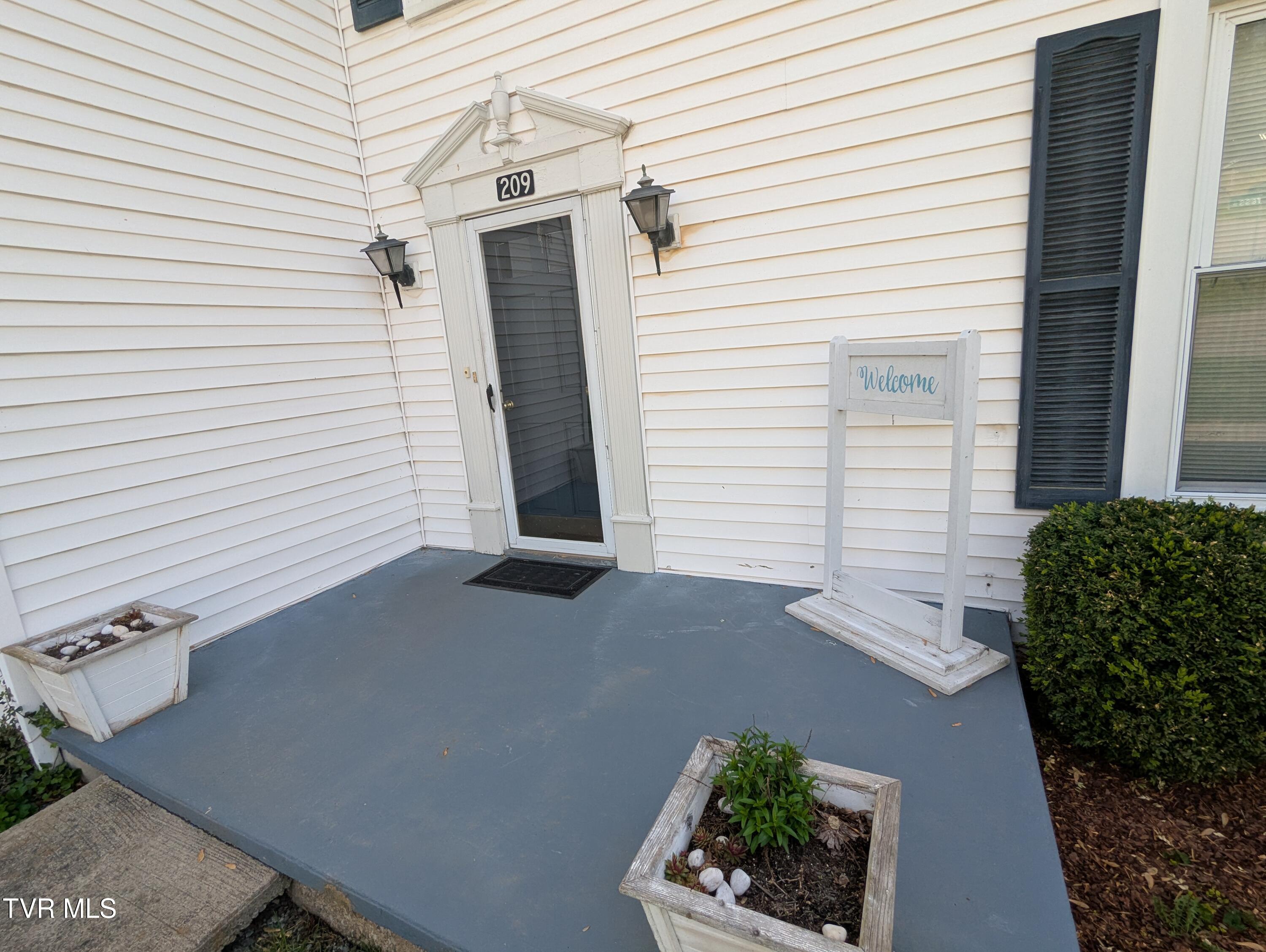 209 Cypress Street, Gate City, Virginia image 4