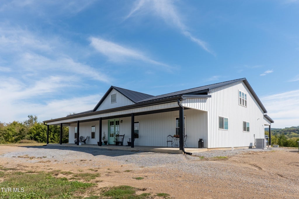 Photo of 722 Wesley Chapel Road, Greeneville, TN 37745 (MLS # 10001673)