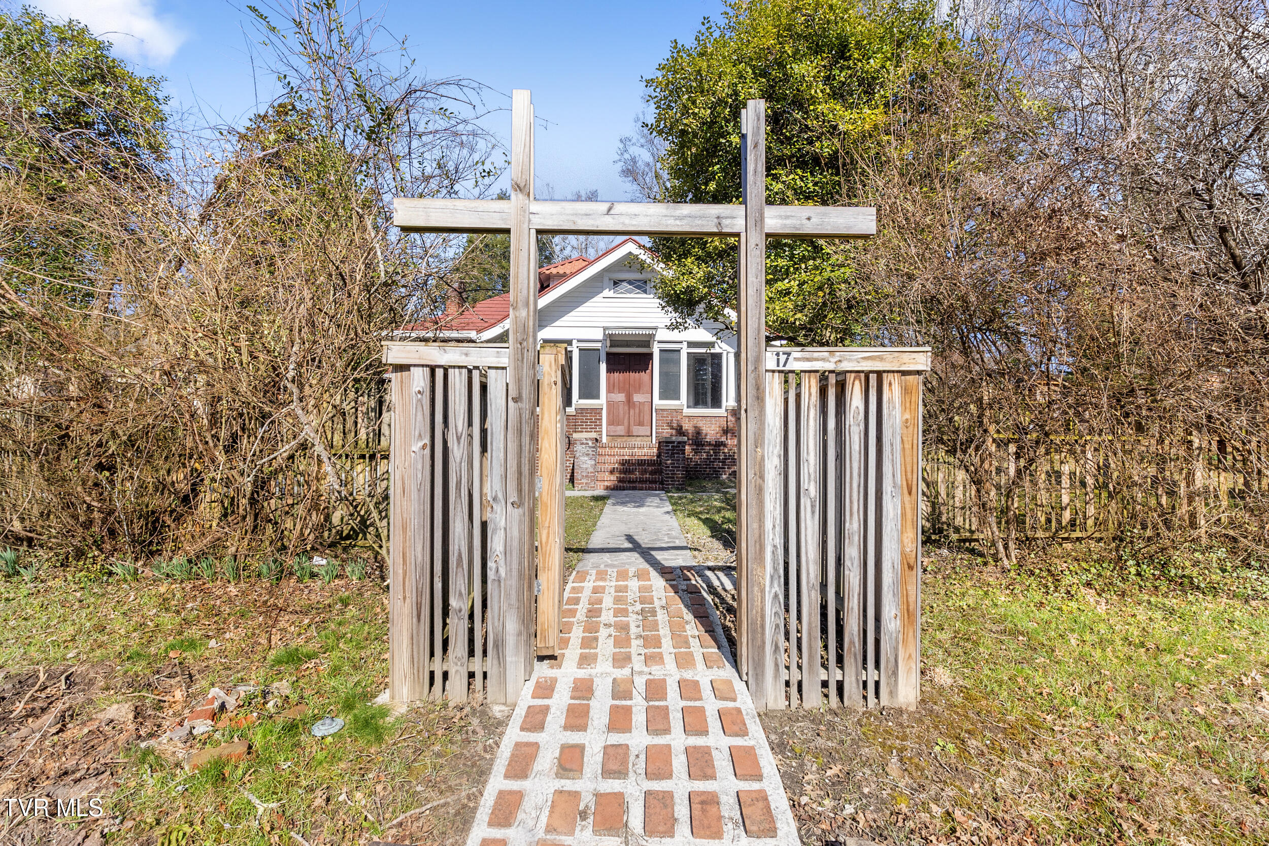 17 Wyandotte Avenue, Big Stone Gap, Virginia image 3