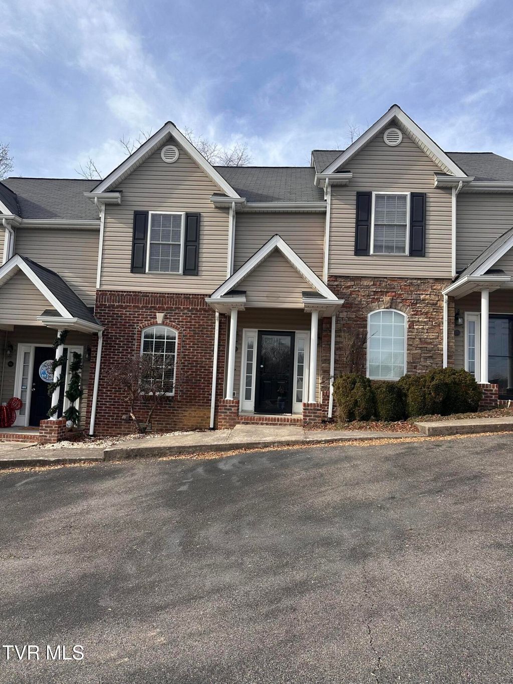 Photo of 168 Montvale Road #168, Bristol, VA 24201 (MLS # 9989730)