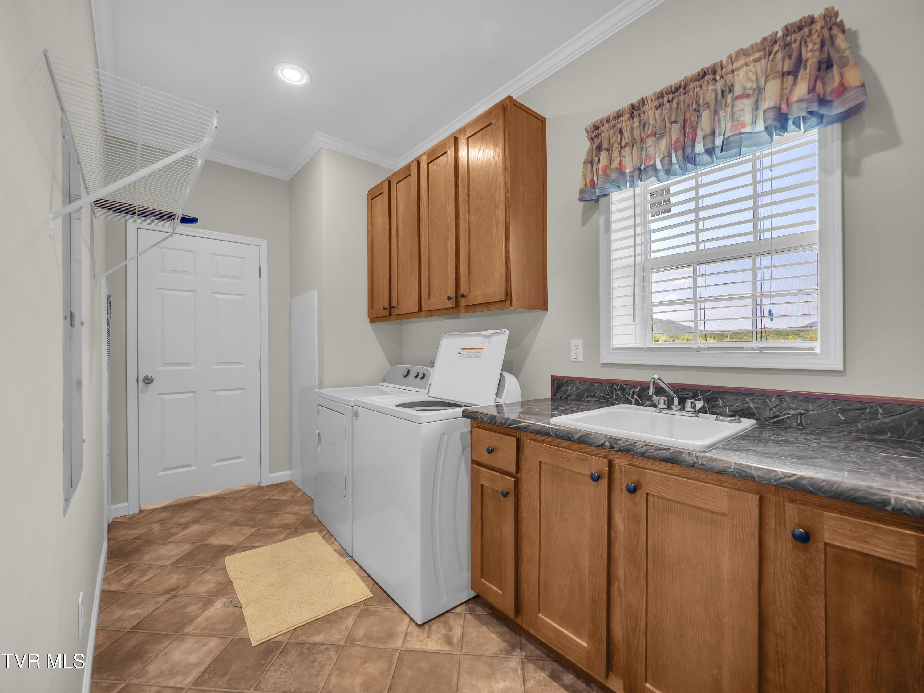 3633 Dry Hill Road, Butler, Tennessee image 19