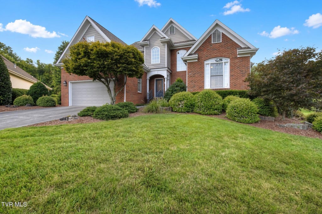 Photo of 14 Hunters Ridge Road, Johnson City, TN 37604 (MLS # 10000289)