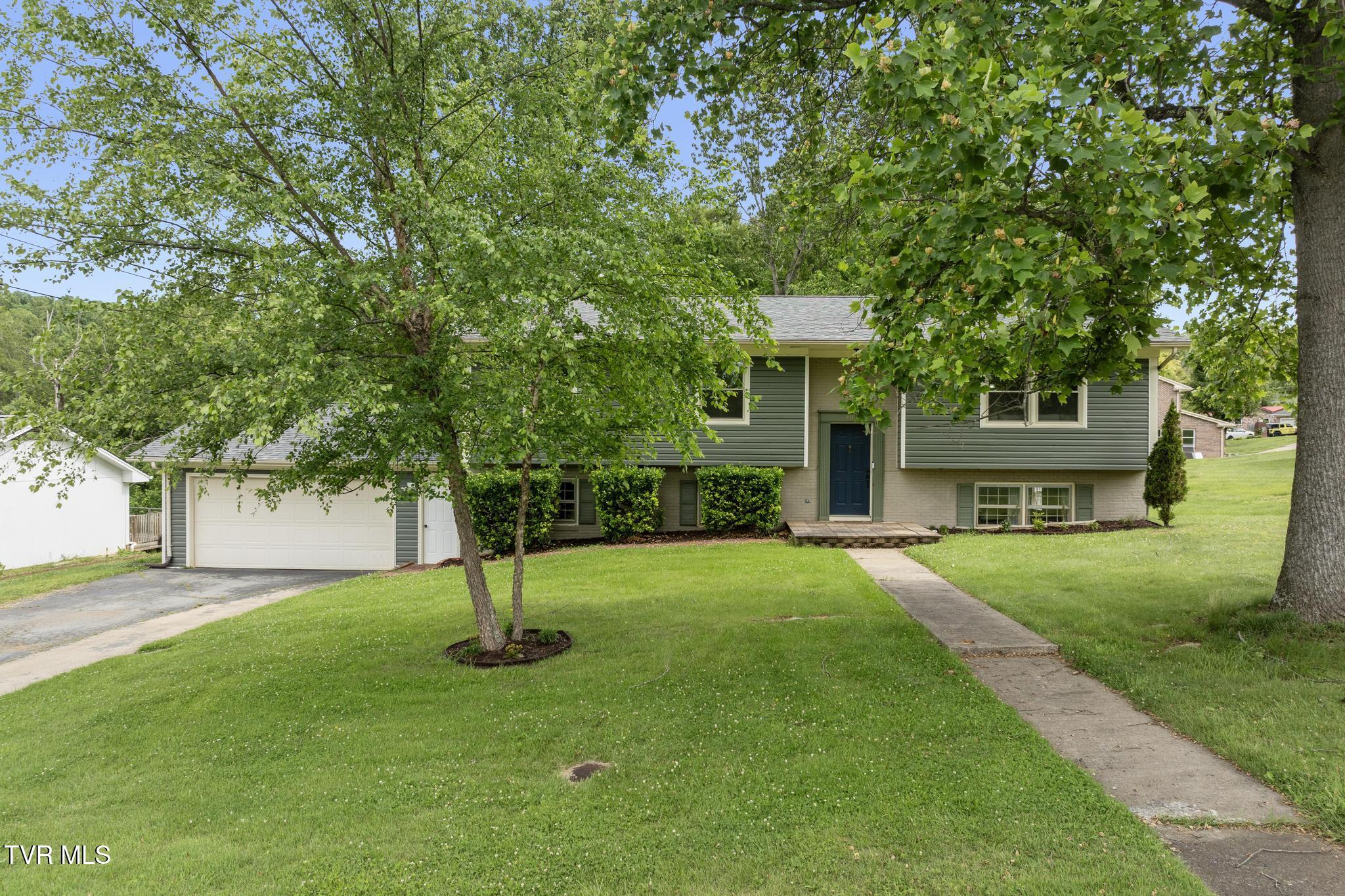 405 Castaway Drive, Kingsport, Tennessee image 4