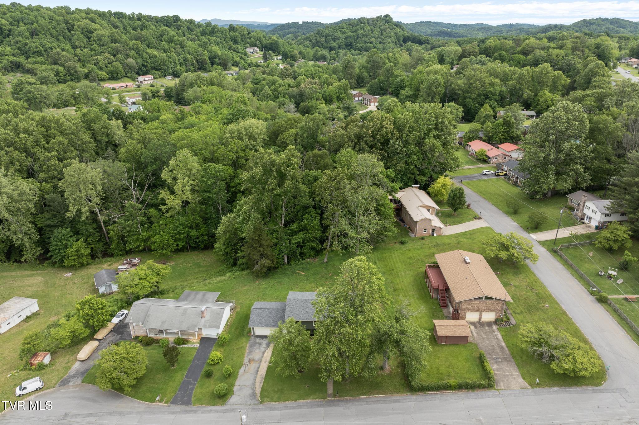 405 Castaway Drive, Kingsport, Tennessee image 40