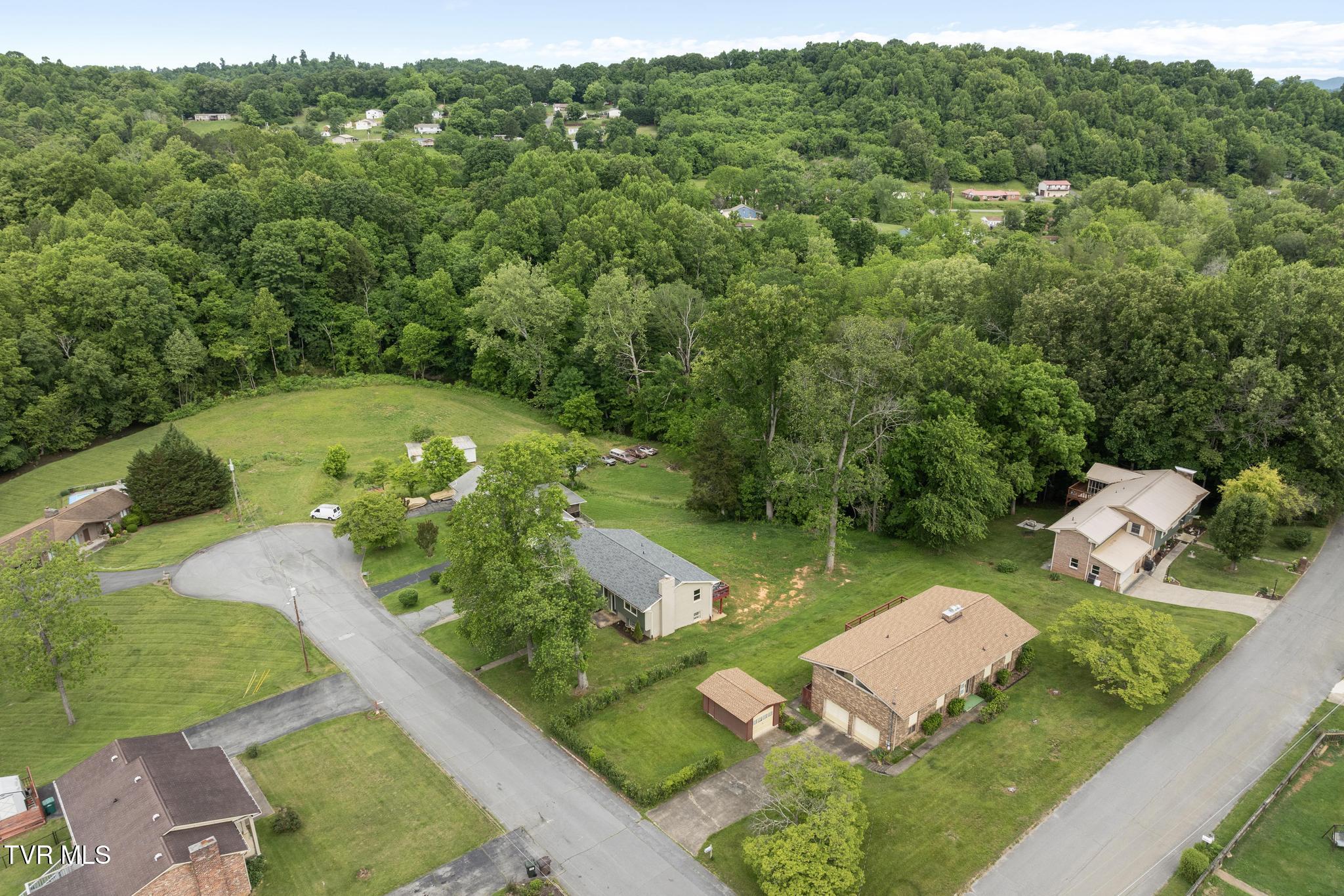 405 Castaway Drive, Kingsport, Tennessee image 41