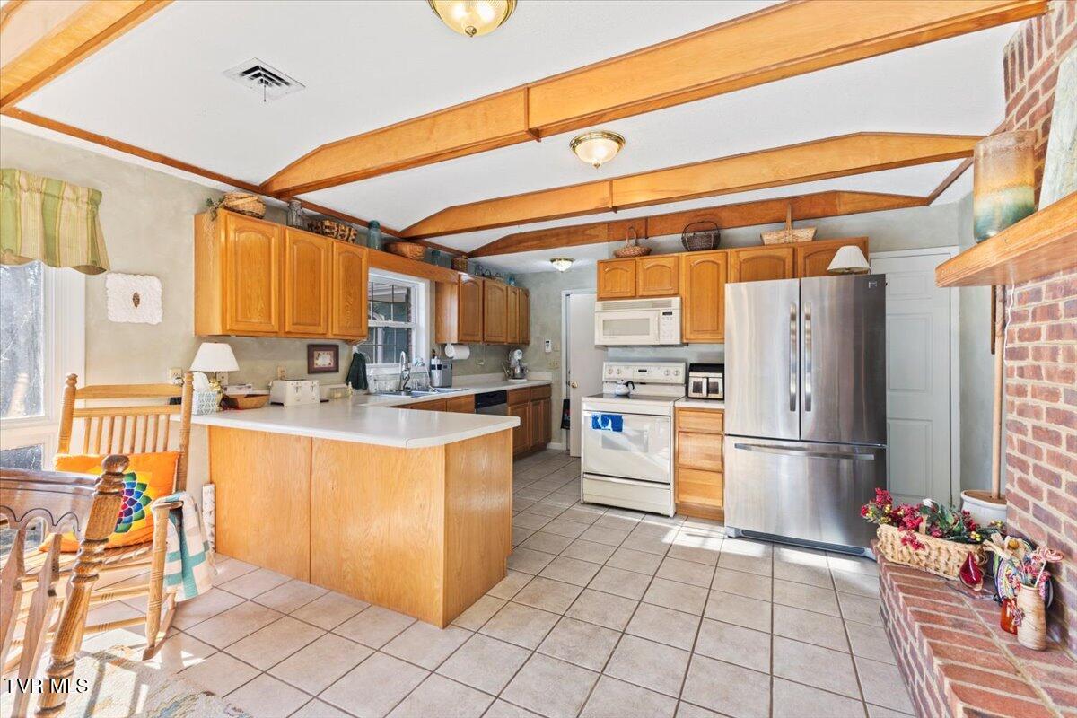 111 Hatfield Drive, Elizabethton, Tennessee image 27