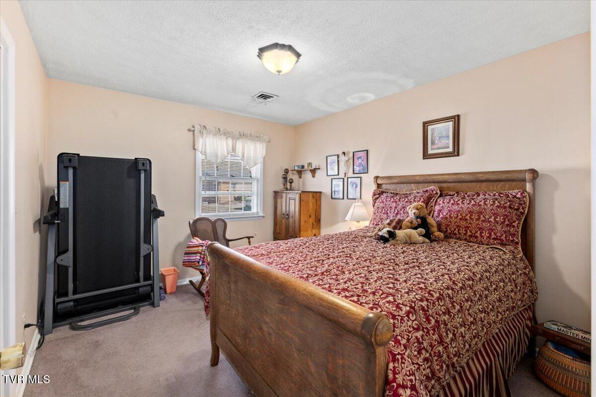 111 Hatfield Drive, Elizabethton, Tennessee image 15