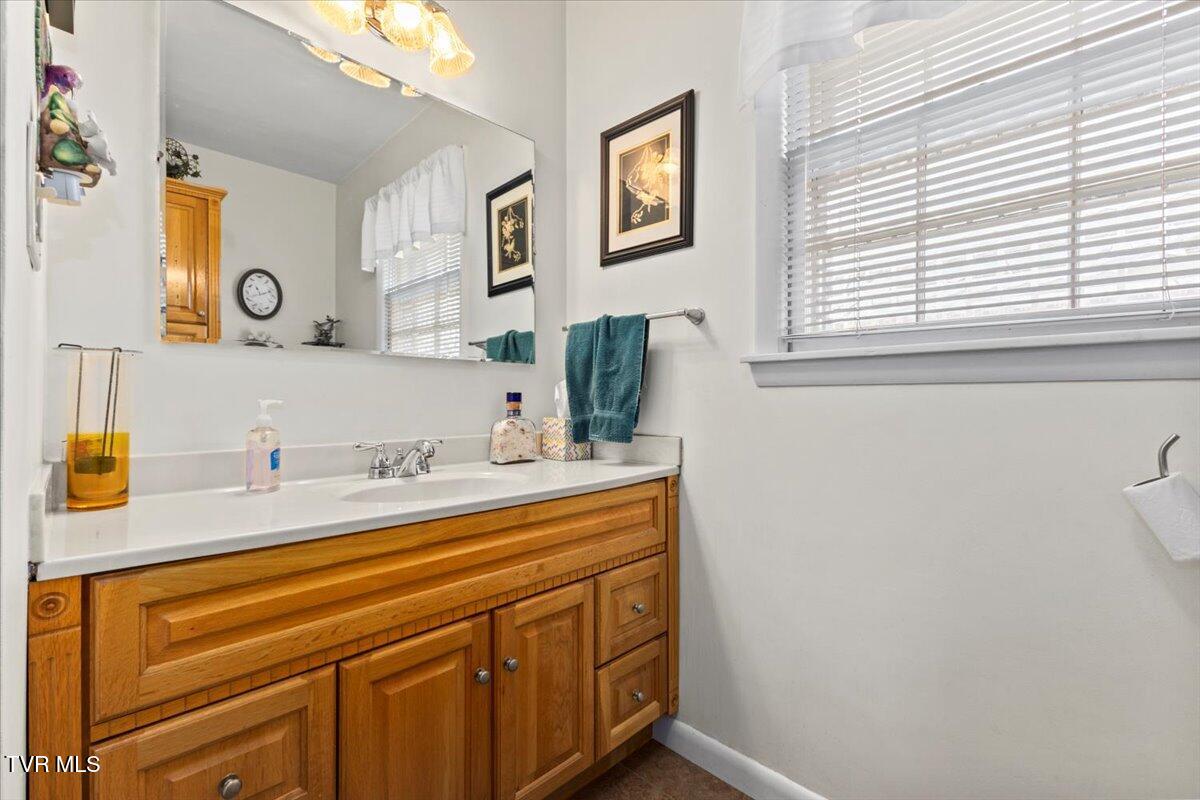 111 Hatfield Drive, Elizabethton, Tennessee image 18