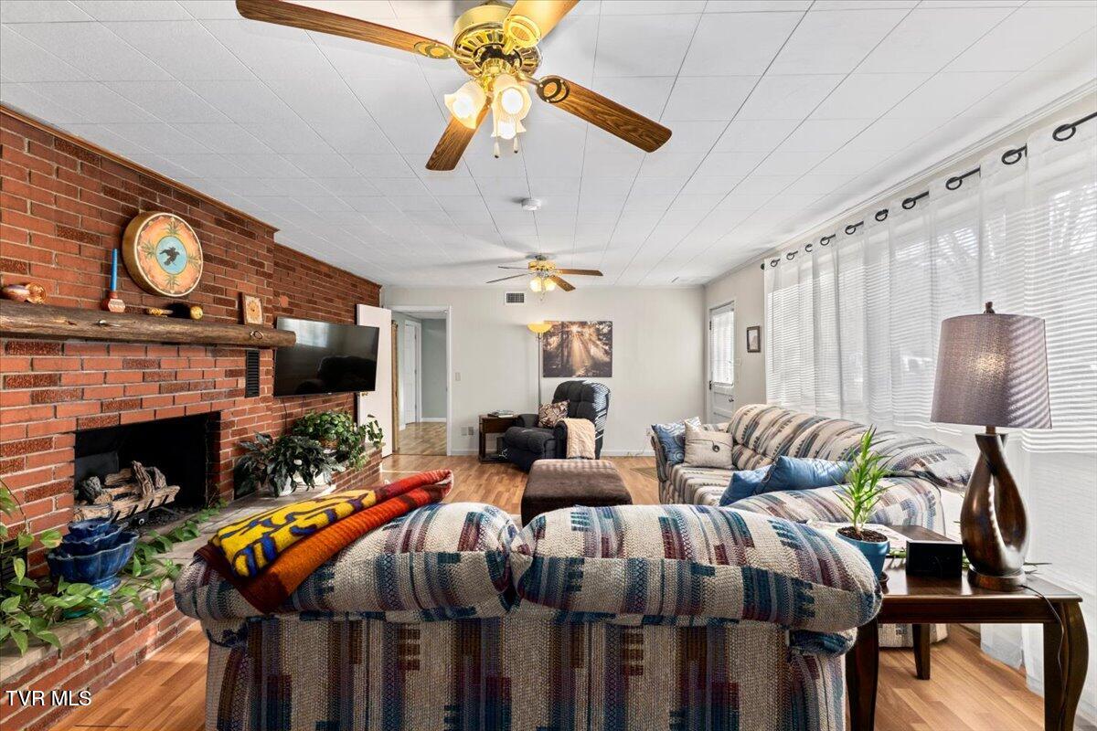 111 Hatfield Drive, Elizabethton, Tennessee image 40