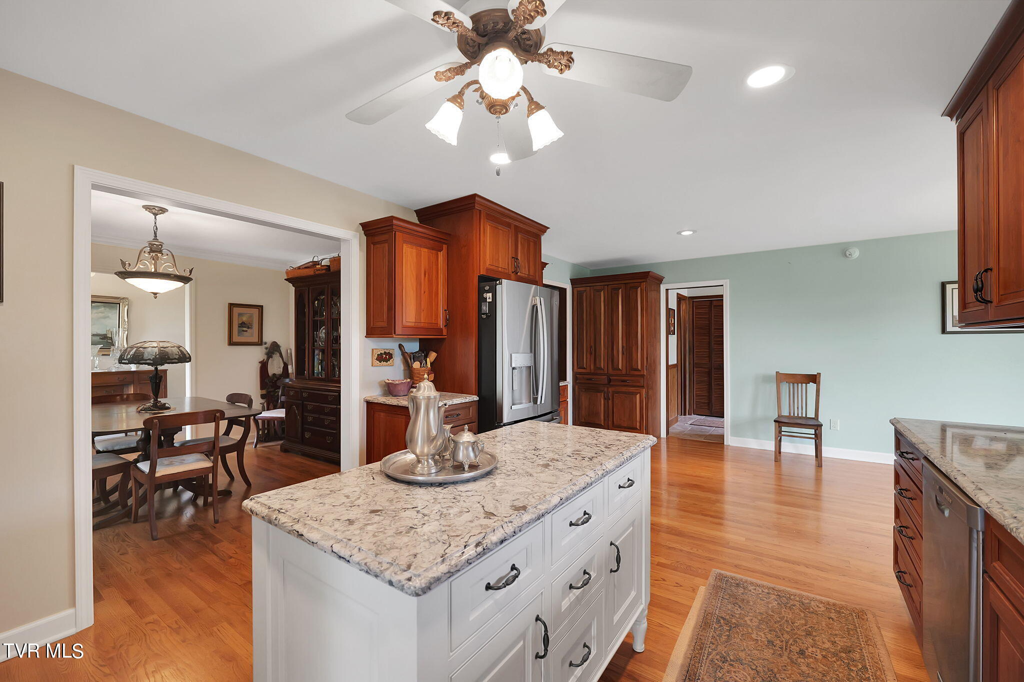 9117 Mountain Road, Lebanon, Virginia image 17