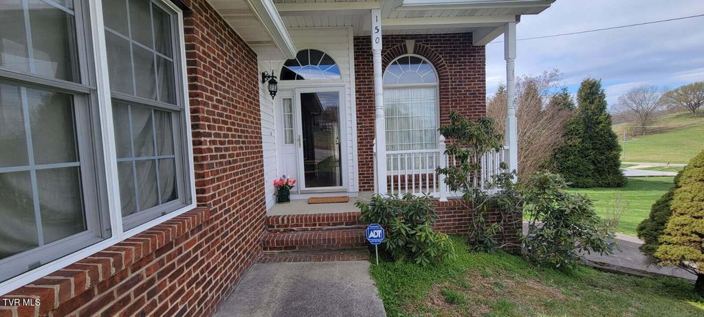 Photo of 150 New Bethel Road, Piney Flats, TN 37686 (MLS # 9993437)