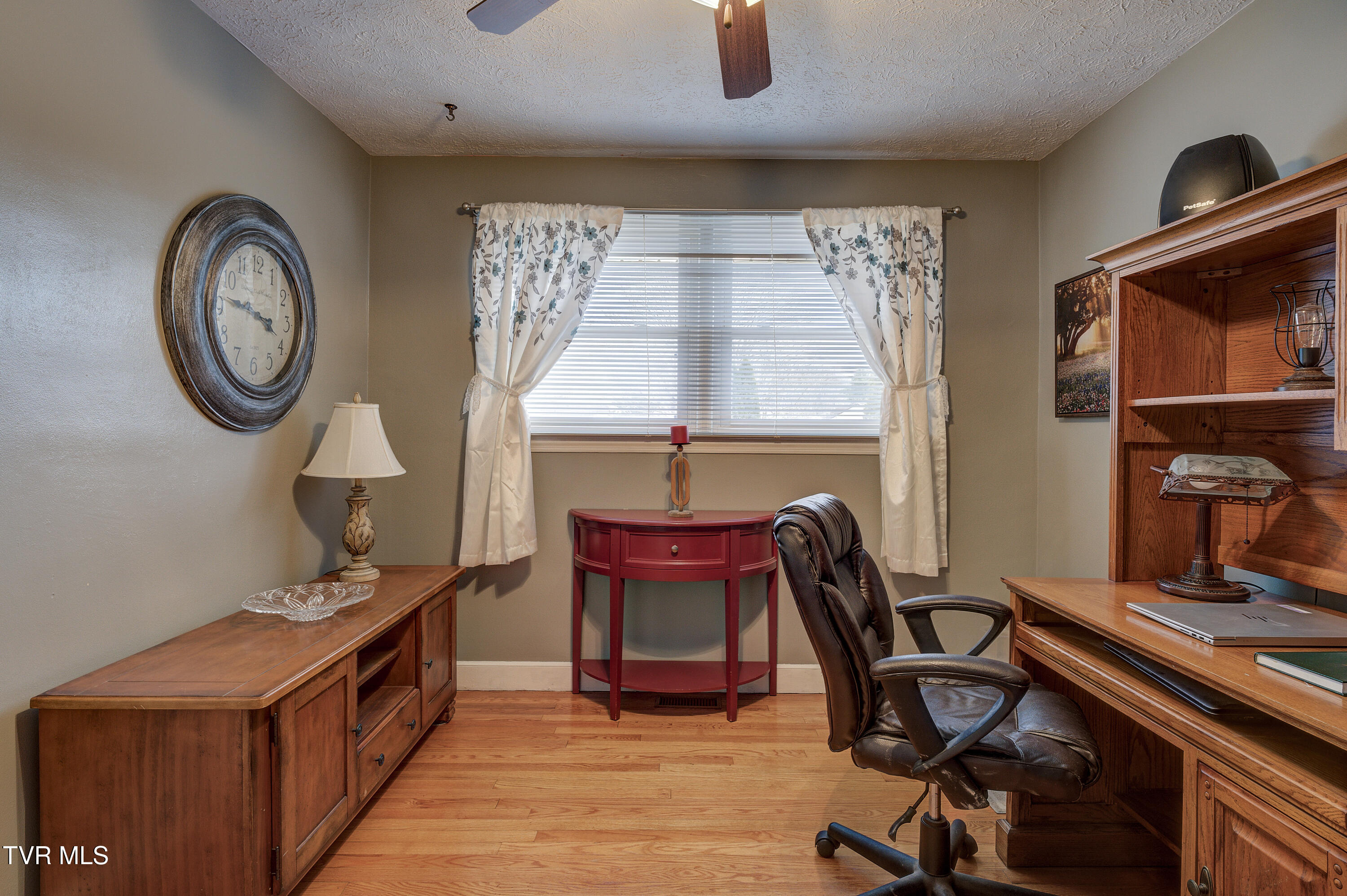 Kingsport, Tennessee 37664, United States, 3 Bedrooms Bedrooms, ,2 BathroomsBathrooms,Residential,Pending,8719