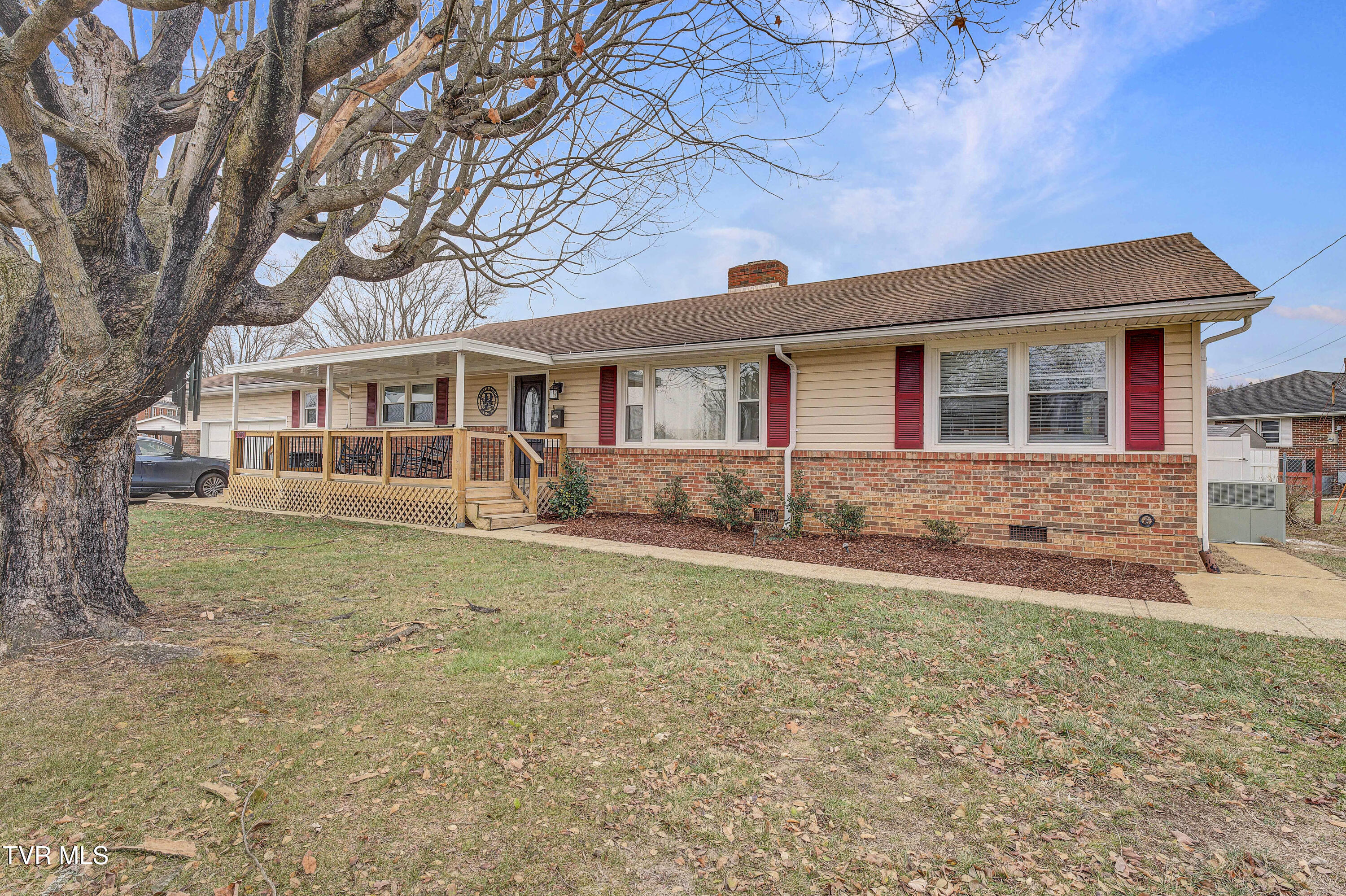 Kingsport, Tennessee 37664, United States, 3 Bedrooms Bedrooms, ,2 BathroomsBathrooms,Residential,Pending,8719