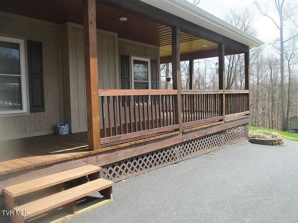 123 Rose Hill Drive, Lebanon, Virginia image 3