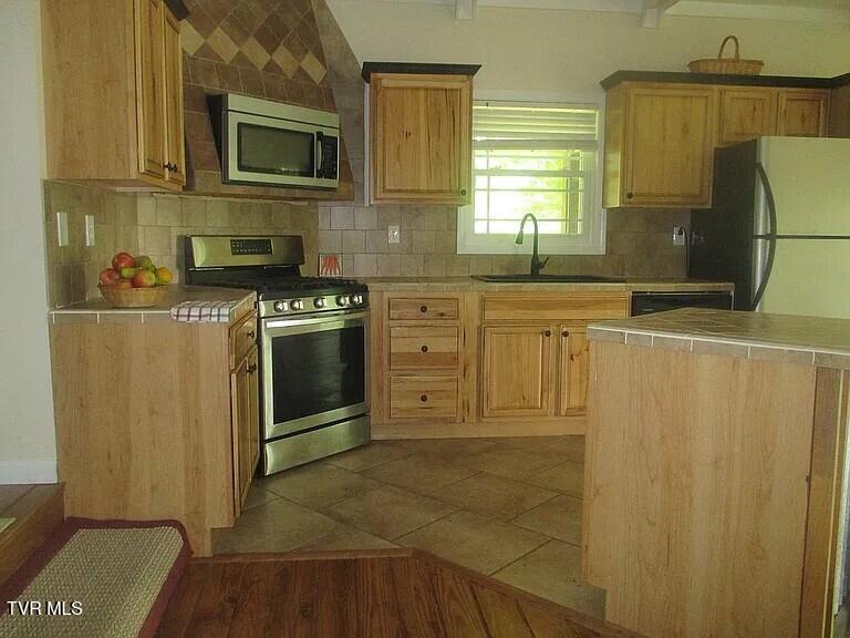 123 Rose Hill Drive, Lebanon, Virginia image 19