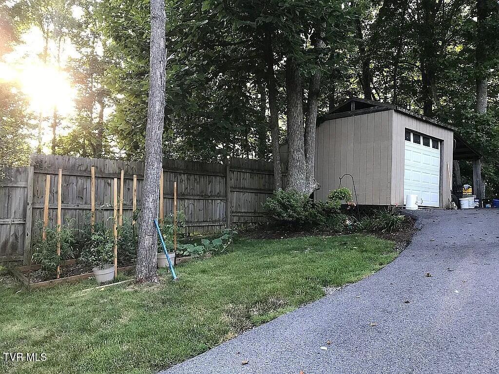 123 Rose Hill Drive, Lebanon, Virginia image 6