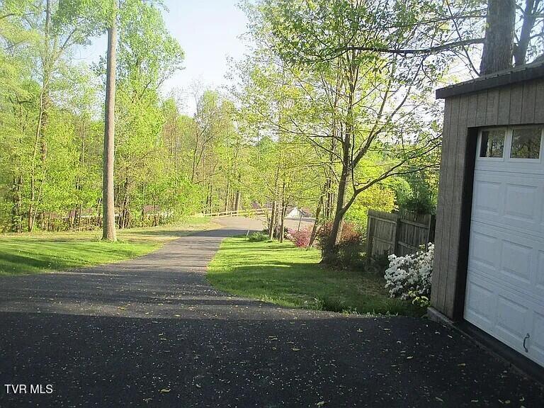 123 Rose Hill Drive, Lebanon, Virginia image 12