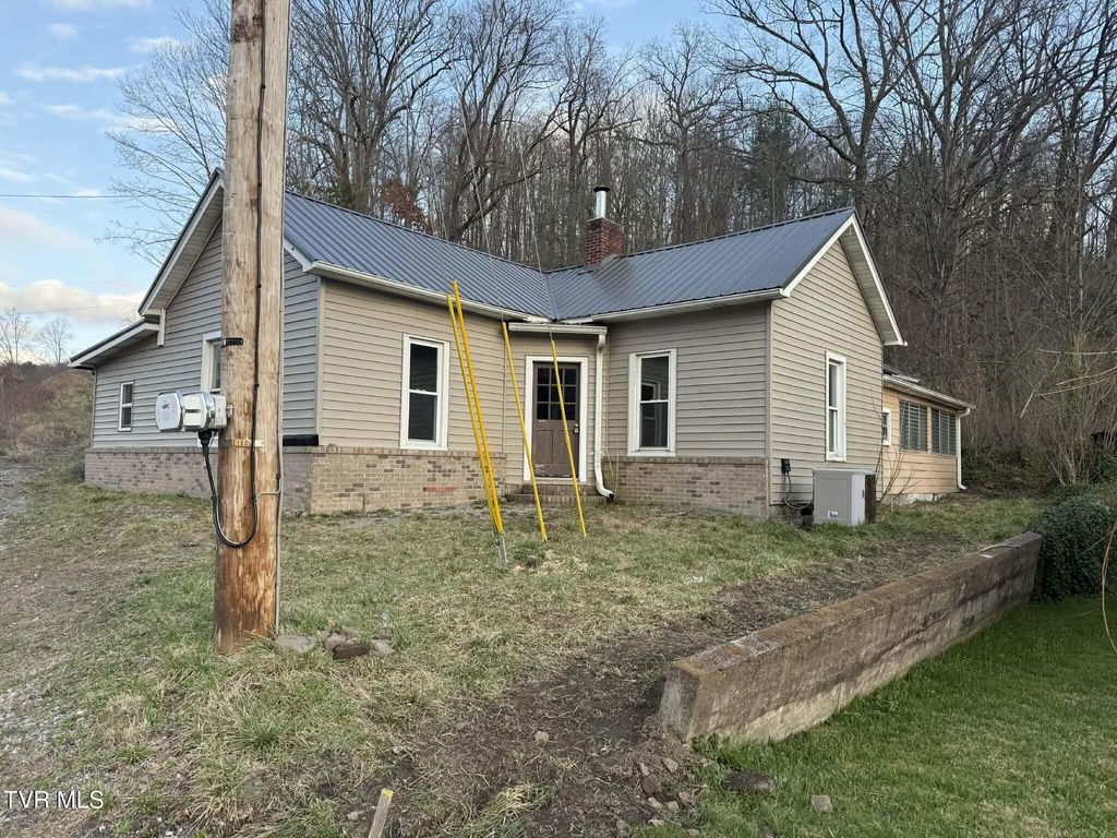Photo of 620 Gilley Avenue, Big Stone Gap, VA 24219 (MLS # 9992291)